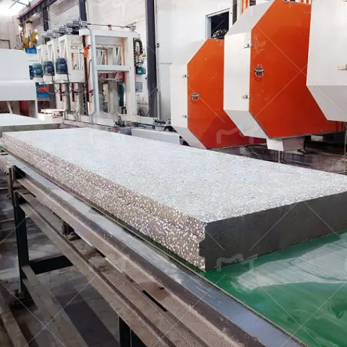 Maßgeschneiderte Produktionslinie für Wandpaneele in kleinem Format für einen Kunden in Guangdong Shaoguan