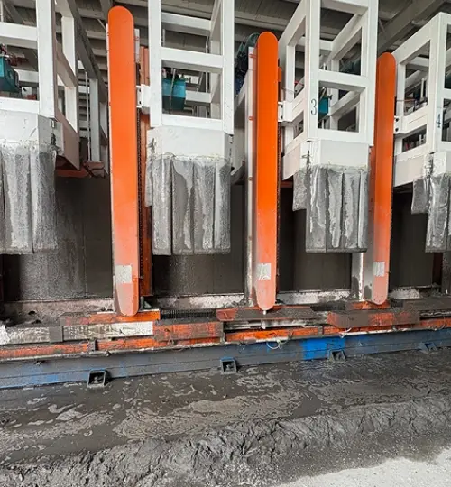 Projekt einer Produktionslinie für nicht-autoklavierte CLC-Porenbetonziegel für einen Kunden in Sichuan