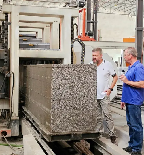 Projekt einer Produktionslinie für selbstisolierte Blöcke in Südafrika